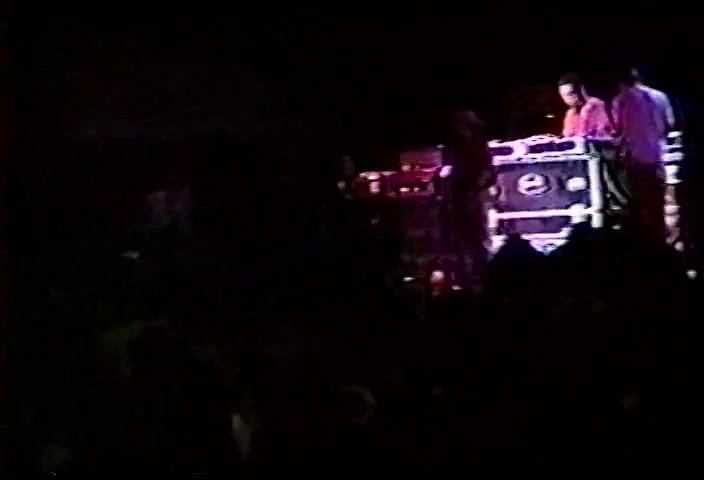 Linkin Park - Miami, FL, Bayfront Park Amphitheatre (27.04.2001) ver.2