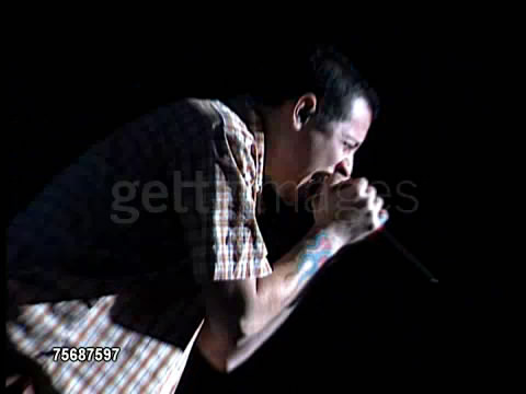 Linkin Park - Universal City, CA, United States, Universal Amphitheatre, KROQ Almost Acoustic X-Mas (08.12.2001)