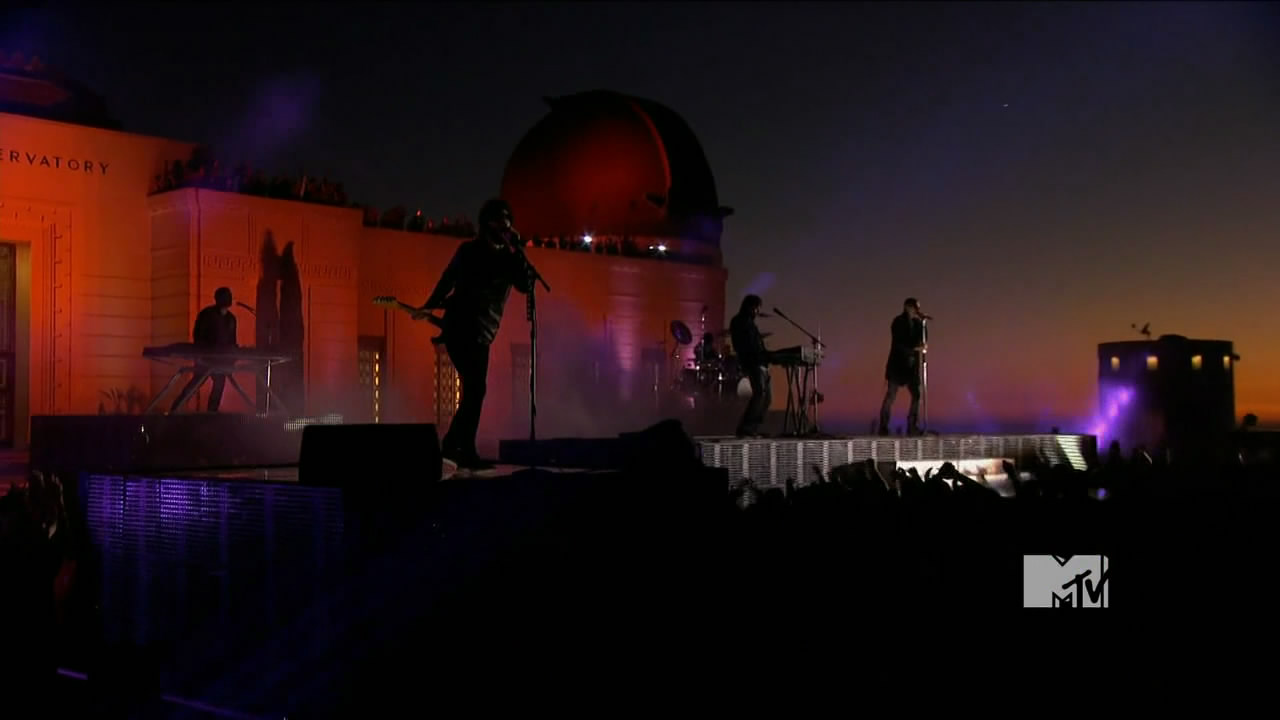 Linkin Park - The Catalyst (12.09.2010 Los Angeles, Griffith Observatory, MTV VMA 2010) HD 720p